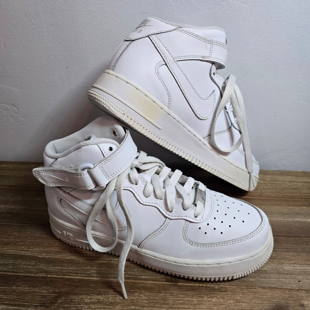 Nike Air Force 1 Mid Triple White Sneakers‎ DH2933-111 Womens 7.5 / 6Y